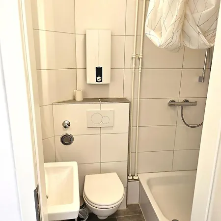 Jachmannstrasse 2og Mitte 2 Zi * كيل